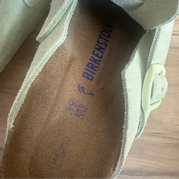 Birkenstock Boston Soft Footbed
Suede Leather - Faded Lime - Picture 5 of 5